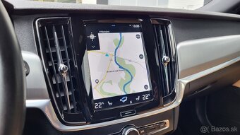 Volvo V90 T4 2.0L Momentum Pro A/T - 17