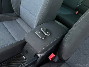 Predám Volkswagen GOLF VI STYLE 2.0TDi 103kW COMBI dovoz DE - 17