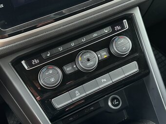 Volkswagen Touran 2.0 TDi - 17