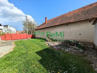 REZERVOVANÉ - Predaj, rodinný dom s veľkým pozemkom - Velčic - 17