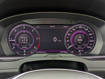 Volkswagen Passat Variant 2.0 TDI 140kW Highline R-Line DSG - 17