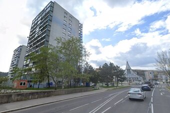 PRENÁJOM – komfortný  4 iz byt s terasou v Dúbravke - 17