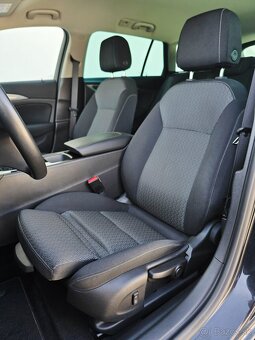 Opel Insignia - 17