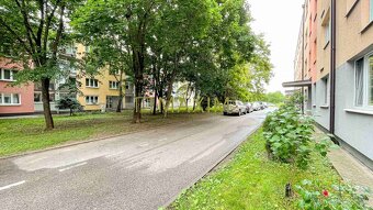 REZERVOVANÉ 4-izbový byt, 2. posch. + pivnica, rekonštrukcia - 17