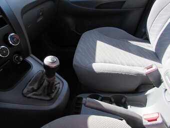 Hyundai Tucson 2.0 CVVT Dynamic - splátka od 99,-€ - 17
