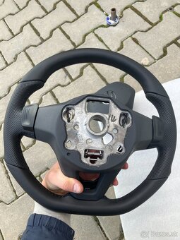 volant kůže DOTYK MULTI s řazením VW GOLF VIII GTI - - 17