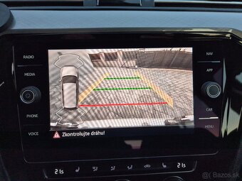 Volkswagen Passat 1.5 TSi 110kw DSG 2019 LED DPH - 17