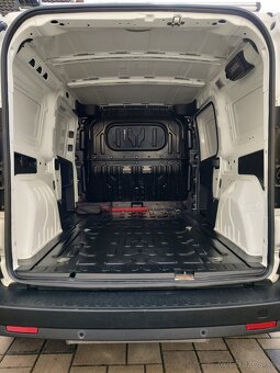 Opel Combo Van 1.4 CNG Turbo L2H1 2400 - 17