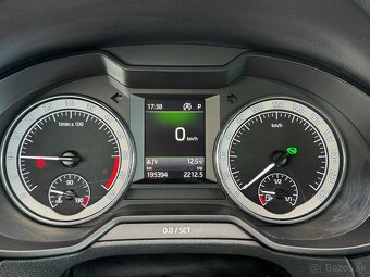 Škoda Octavia Combi 2.0 TDI Ambition DSG - 17
