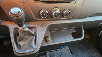 Renault Master 2.3 L3H2 7 miest - 17