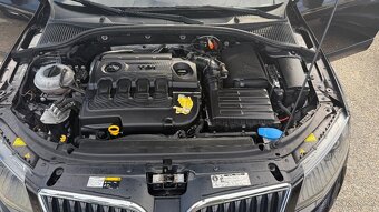 Škoda Octavia Combi SCOUT2.0 TDI DSG 4x4 - 17