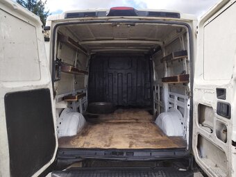 Iveco daily 2.3 hpi A/T - 17