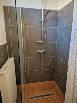 Predám prízemný priestor Piešťany ( Floreát ) - 17