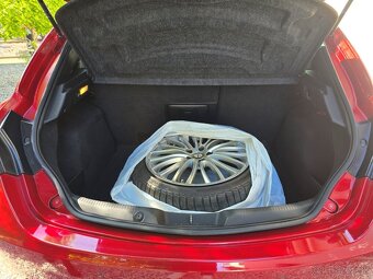 Alfa Romeo Giulietta S2 1.8 TBi 16V, Mesačne: 269€ - 17