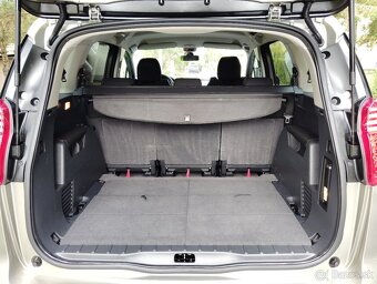 PEUGEOT 5008 1.6HDI FAMILY, 7 MIESTNY - 17