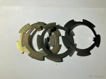 Uaz, Gaz ochranné manžety na nápravu predám - 17