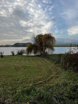 PREDAJ - CHATKA nad priehradou Lipovina - 17
