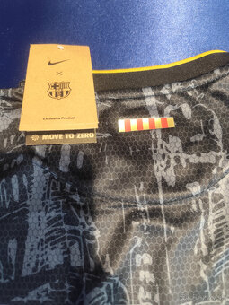 Dres Fc Barcelona Architektúra mesta Gaudí Nový s visačkami - 17