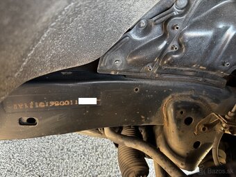 Toyota Land cruiser 120 3,0 D-4D 122KW pôvodný lak,dovoz IT - 17