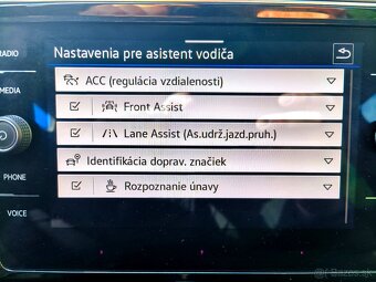 Volkswagen Passat Variant Comfortline 2.0TDI 110KW DSG 2023 - 17