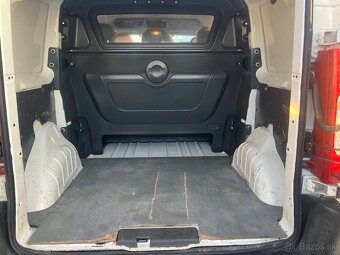 Peugeot Expert Tepee  2.0 HDi L2 6miestne - 17