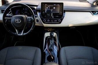 Toyota Corolla sedan 1.8 Hybrid e-CVT Style Tech - 17
