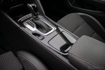 Opel Insignia 1.5 Turbo benzín automat - 17