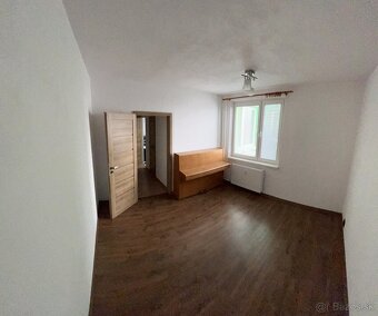 4 izbový byt Komenského Trebišov prerobený - 17