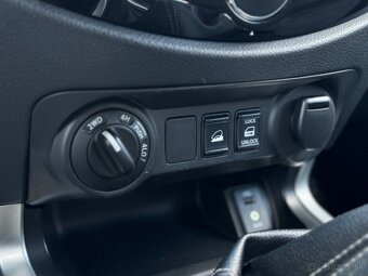 Nissan Navara 2.3Dci 140kw DoubleCab N-Connecta - 17