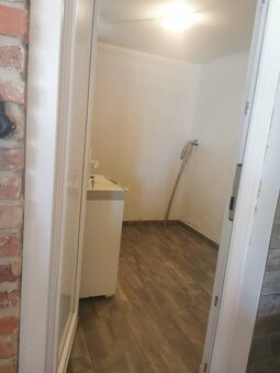 ALL INCLUSIVE | NA PREDAJ RODINNÉ DOMY NA 2300 M2 POZEMKU, V - 17