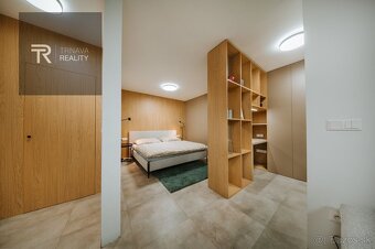 CENTRUM MESTA TRNAVA, KOMPLETNE ZARIADENÝ BYT NA KAPITULSKEJ - 17