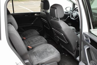 Volkswagen Touran 1.4 TSI R-line (2018) - 17