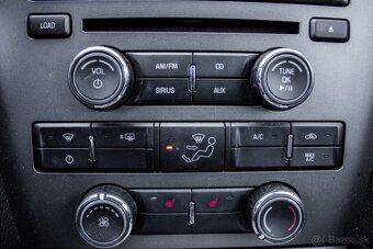 Ford Mustang 4.0L V6 - 17