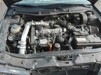 Rozpredám Skodu Oktaviu 1,9tdi RS 81kw upravený motor - 17