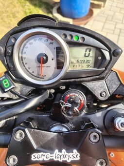 Kawasaki Z750 A2 - 17