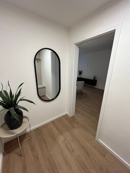 ŠTÝLOVÝ, KOMPLETNE ZREKONŠTRUOVANÝ 3-IZBOVÝ BYT V KOMÁRNE - 17