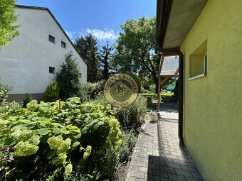PREDAJ rodinný dom na krásnom pozemku 1300 m2 Rajka - 17