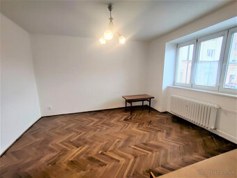 Prenájom 2 izbový, blízko Centra, Zimná, rekonšt nezariadený - 17