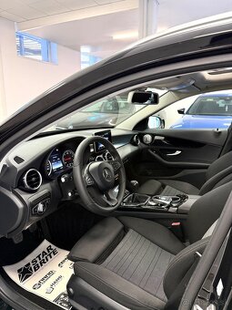 Mercedes C220d 125Kw Avantgarde Full Led/Panorama/R20 - 17