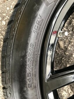 19 BMW 7 G70 6 GT GOODYEAR 245/45 R19 ZIMNE RUNFLAT - 17