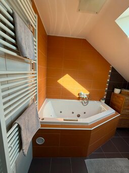 Rodinný dom s garážou v Skalici - 17