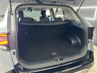 KIA SPORTAGE 1.6 T-GDi HEV – 2023 - 17