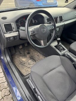 Vectra  combi1,9 cdti 88kw 1200 km dojazd - 17