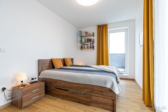 NA PREDAJ MODERNÝ 3-IZBOVÝ BYT S KRÁSNYM VÝHĽADOM - 17