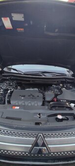 Mitsubishi Outlander - 17