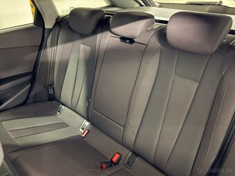 Audi A4 Avant 2.0 TDI 140 kW B9 - 17