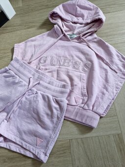 Guess 4x kratka teplakova suprava - 17