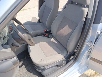 Seat Ibiza 1.4 16V – mestské auto s nízkou spotrebou - 17