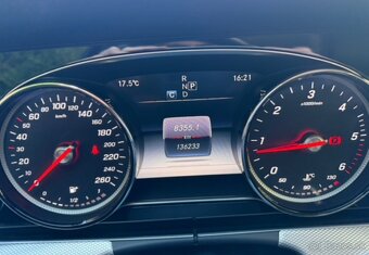 Mercedes benz e220d - 17