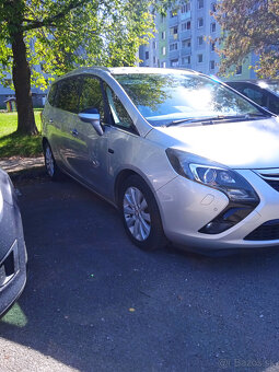 Opel zafira III turer 7miestne - 17